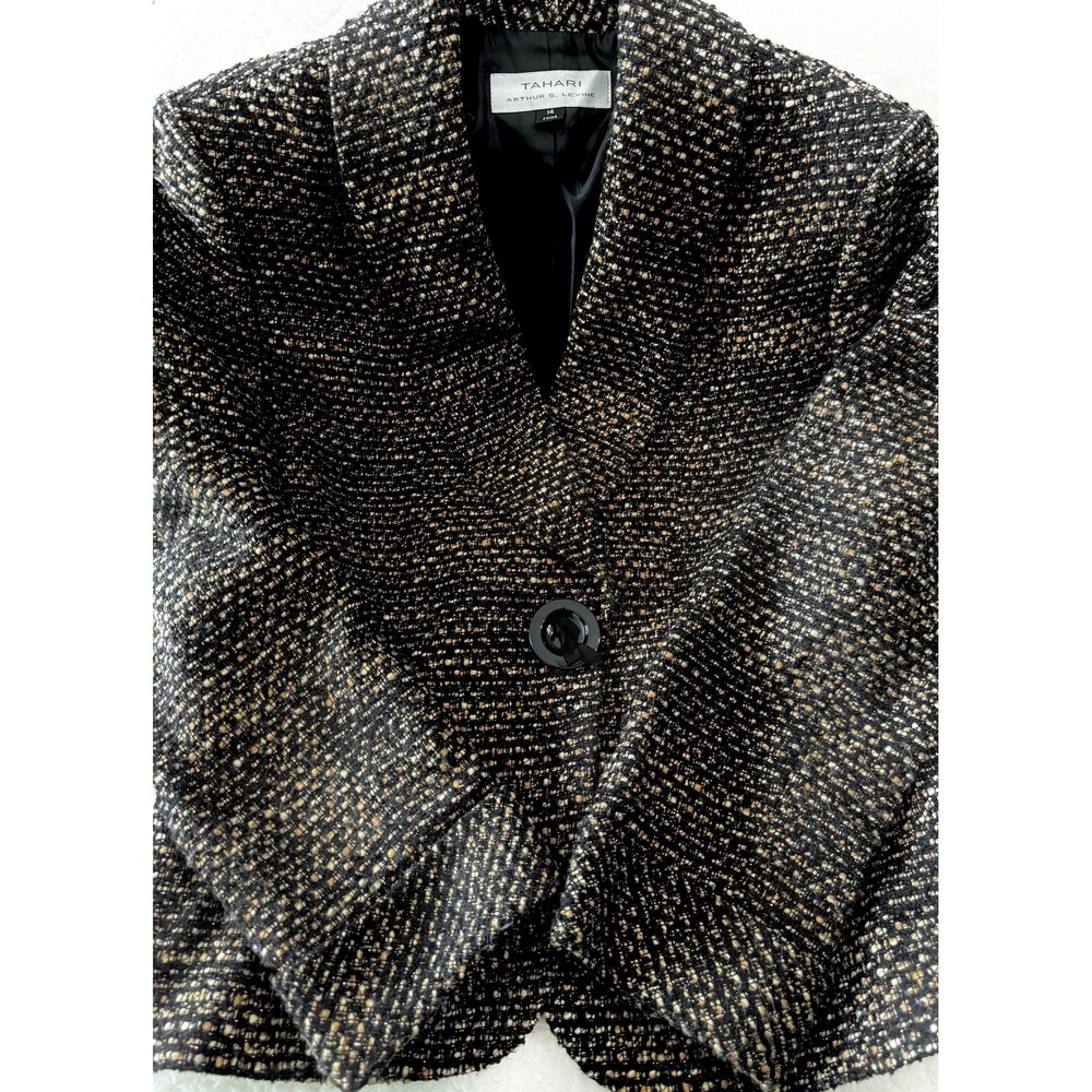 Women's size 14 Tahari Arthur S. Levine Blazer‎